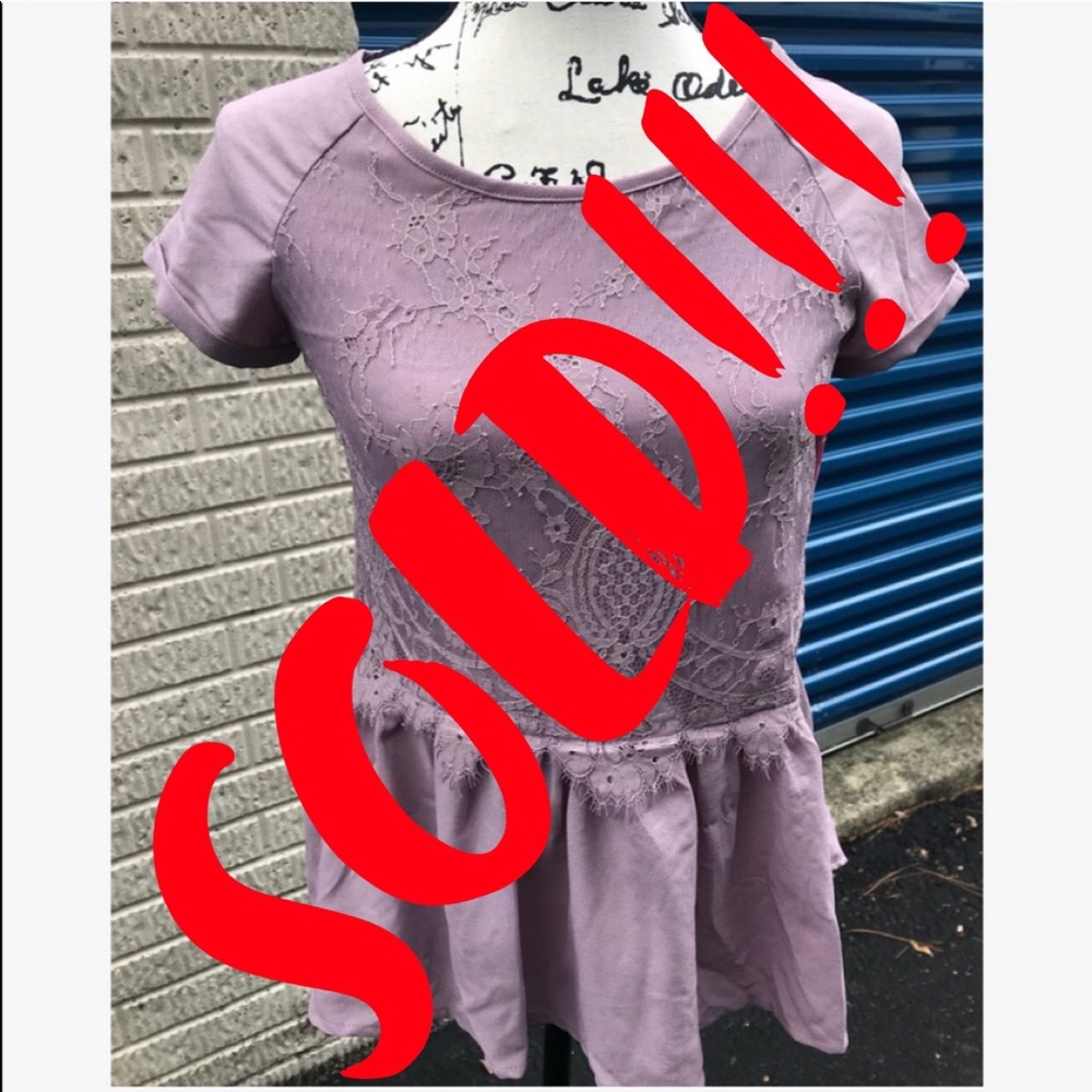 SOLD! 🦄 Brand New Lavender Blouse(Never Worn)🦄
